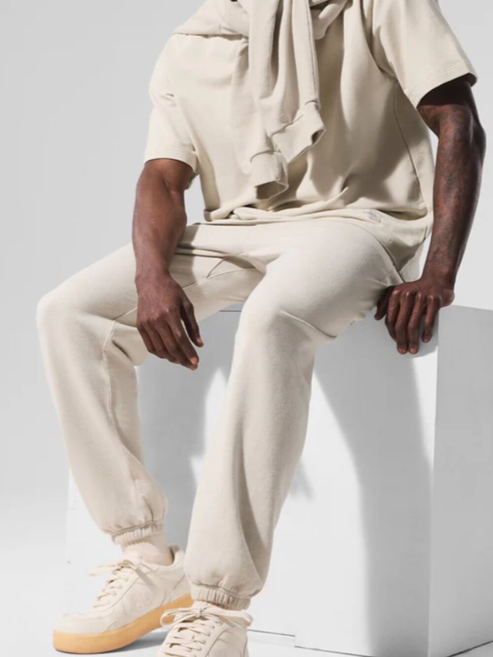 Alo Men’s Bone Chill Drawstring Sweatpants (NWT)